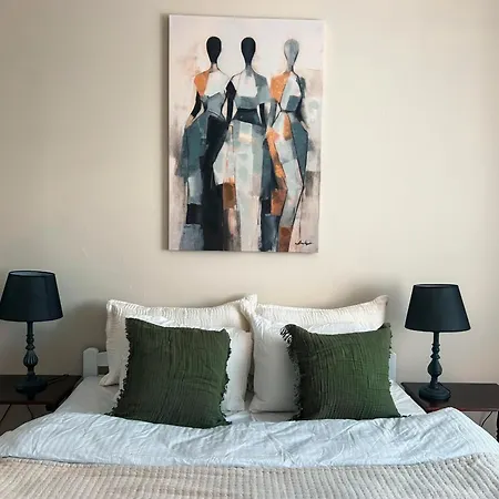 Apartment Cozy Aparts In The Heart